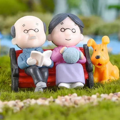 Mini Park Bench Grandpa Grandma Model Miniature Plastic Garden Statues