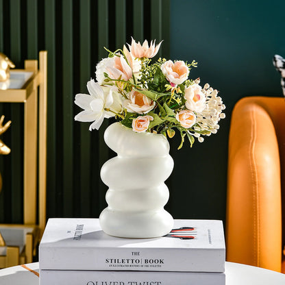 Plastic Spiral White Vase Nordic Creative Flower Arrangement Container For Home Decoration Ornament
